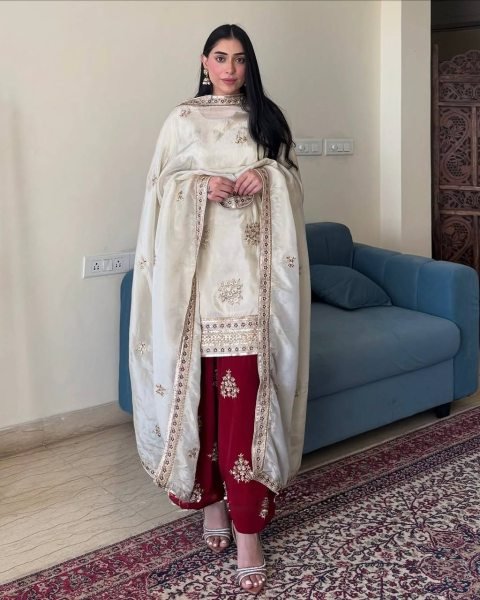 New Designer Party Wear Look Budget Friendly Stitched Suit Best Price Ready To Wear Collection