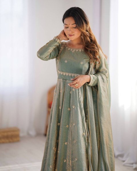 New Designer Silk Gown Collection Coding Sequin Work Gown Set with Dupatta Pant Best Wholesale Price Anarkali Kurtis 