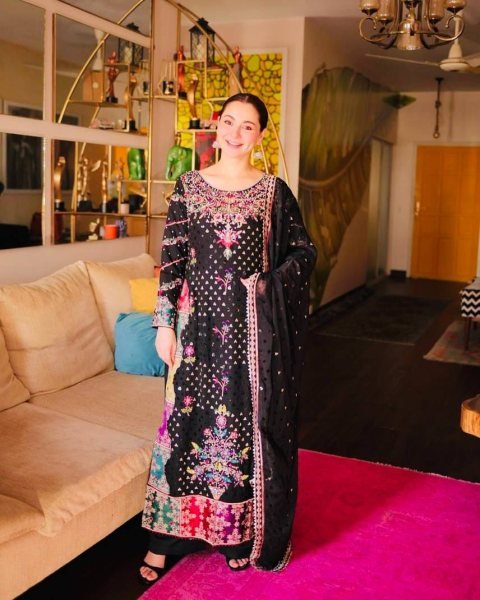 New Hania Amir Ethnic Suit Collection At Wholesale Rate Ready To Wear Collection