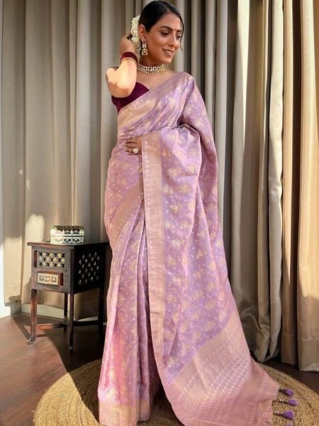 New Launching Beautiful Pure Banarasi Copper Zari Weaing Saree Banarasi Saree Wholesale