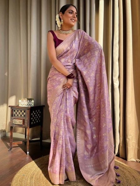 New Launching Beautiful Pure Banarasi Copper Zari Weaing Saree Banarasi Saree Wholesale