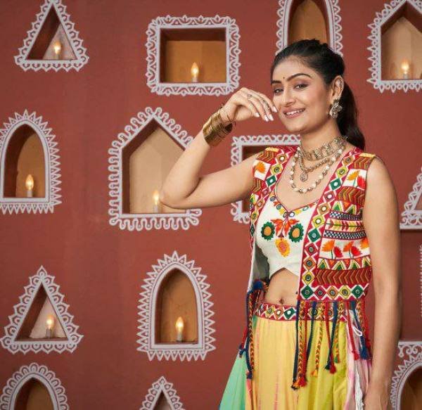 New Navratri Special Stitched Jacket Style Chaniya Choli with Customizable Blouse and 14-Meter Flair Navratri Lehnega Choli