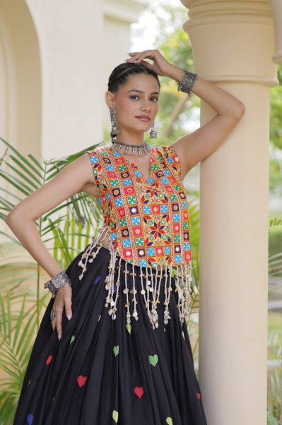 Opulent Black Cora Cotton Navratri Lehenga Choli with Gamthi Mirror For Wholesale Rate Navratri Lehnega Choli