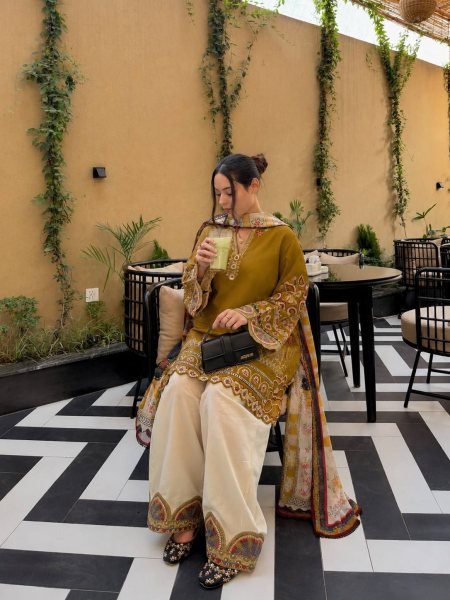 Opulent Olive Green Roman Silk Kurti Palazzo Set with Digital Print Georgette Dupatta CO ORD Sets