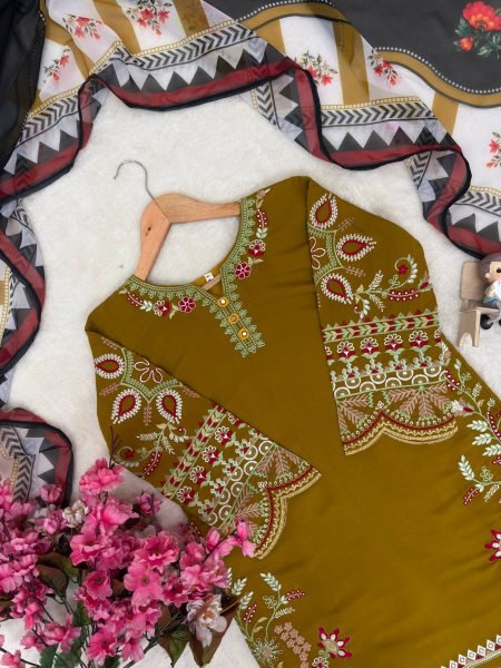 Opulent Olive Green Roman Silk Kurti Palazzo Set with Digital Print Georgette Dupatta CO ORD Sets