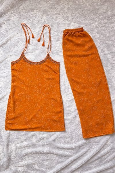 Orange Stylish Sleeveless Kurti Set with Mirror Work at Manufacturer Rate CO ORD Sets