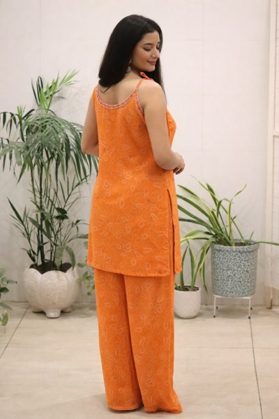 Orange Stylish Sleeveless Kurti Set with Mirror Work at Manufacturer Rate CO ORD Sets