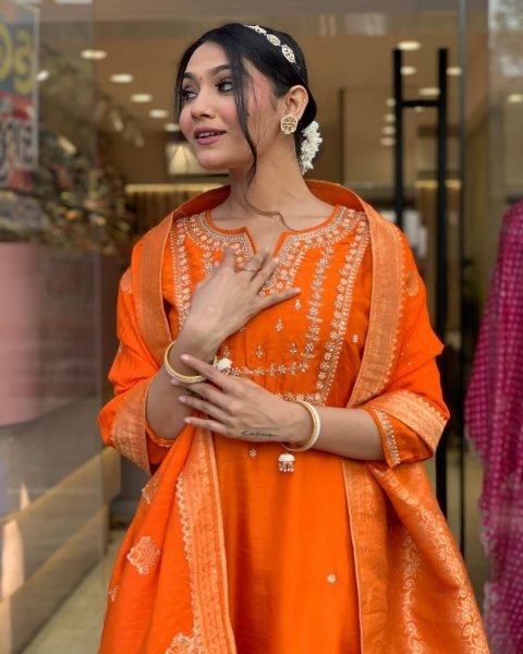 Orange Viscose Chanderi Kurta with Pants and Heavy Jacquard Dupatt 3 Piece Kurti Set