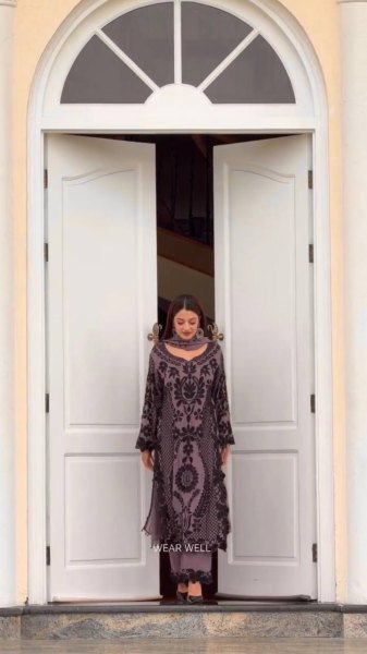 Organic Purple Georgette Pakistani Suits Set With Chain Work On Front Side At Wholesale Rate Ready To Wear Collection