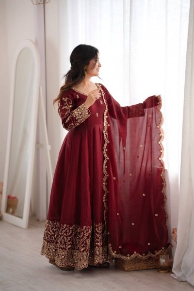 Ornate Maroon Fendy Silk Gown Set with Full Sleeves and Heavy Micro Cotton Inner at Wholesale Rate Ready To Wear Collection