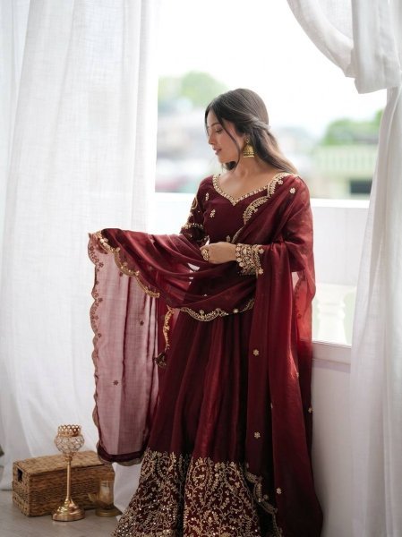 Ornate Maroon Fendy Silk Gown Set with Full Sleeves and Heavy Micro Cotton Inner at Wholesale Rate Ready To Wear Collection