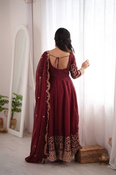 Ornate Maroon Fendy Silk Gown Set with Full Sleeves and Heavy Micro Cotton Inner at Wholesale Rate Ready To Wear Collection