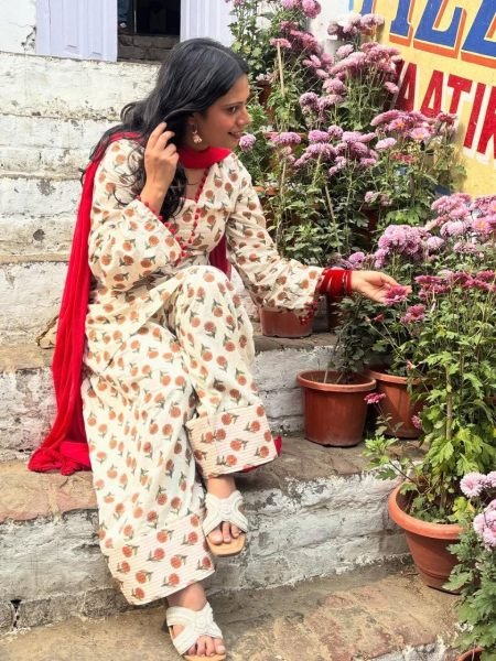 Ornate Off White Cotton Kurti Palazzo Dupatta Set for Summer Wear at Wholesale Rate Printed Kurtis