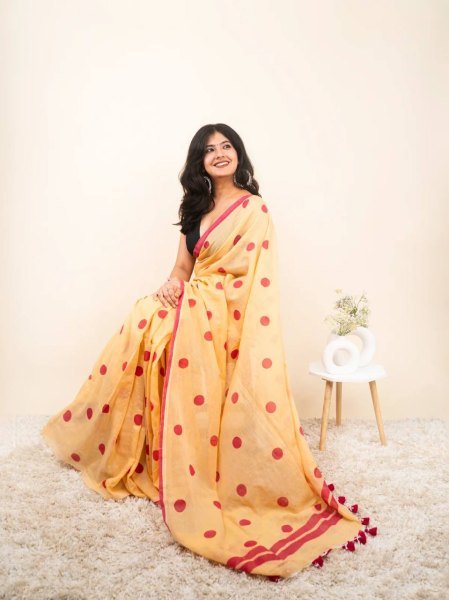 Ornate Orange Premium Linen Cotton Digital Printed Saree at Wholesale Rate Printed Cotton Sarees Wholesale