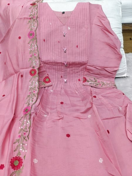 Ornate Pink Mul Chanderi Embroidered Suit with Scalloped Dupatta For Daily Wear Embroidery Kurtis 