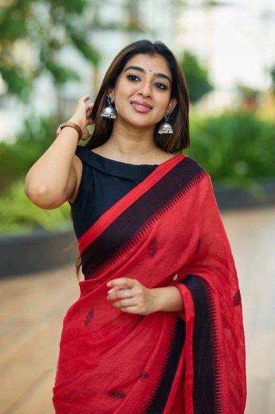 Ornate Red Soft Linen Slub Saree Collection with Premium Jacquard Weaving Pattern Linen Sarees Wholesale