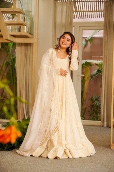 Ornate White Fancy Embroidered Georgette Outfit for Wedding Wear Ready To Wear Collection