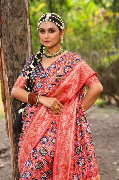 Paithani Patola Silk Printed Blend Saree Patola Silk Sarees Wholesale
