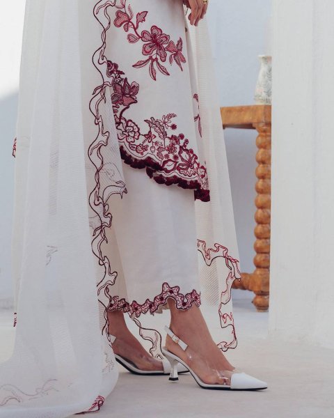 Pakistani White Roman Silk Kurti Pant Dupatta Set with Embroidery Work for Festival Ready To Wear Collection
