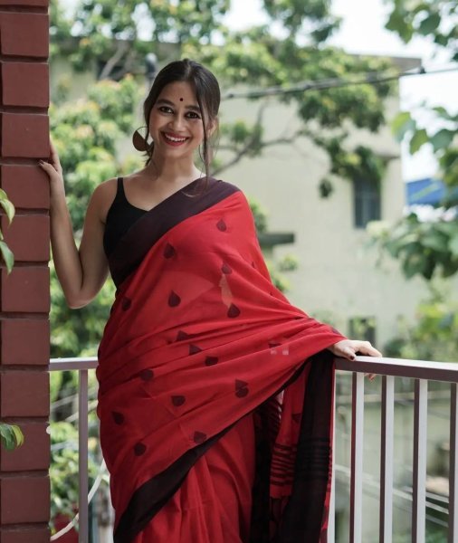 Party Wear Red Premium Linen Cotton Digital Printed Saree Printed Cotton Sarees Wholesale