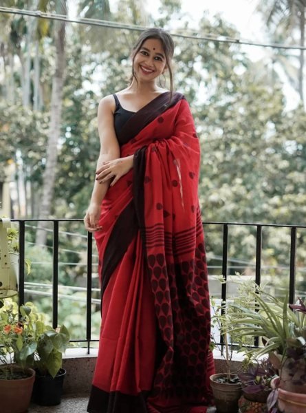 Party Wear Red Premium Linen Cotton Digital Printed Saree Printed Cotton Sarees Wholesale