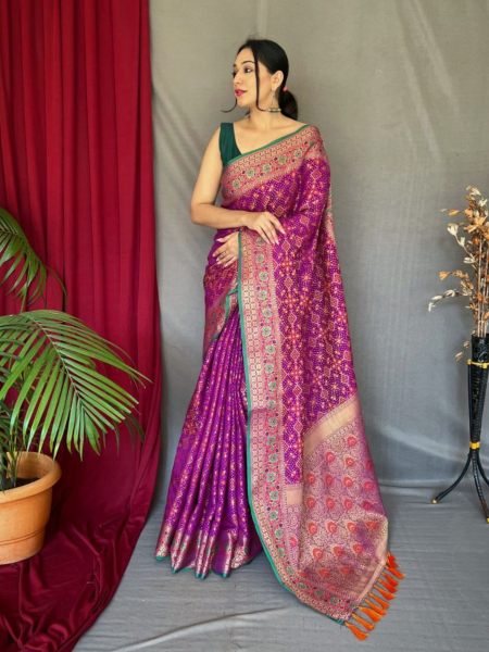 Patola Silk Sarees Manufacturers & suppliers - Best silk Patola sarees