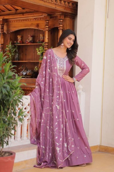 Pearl Pink Anarkali gown with Heavy  Embroidery Work Dupatta  Anarkali Kurtis 