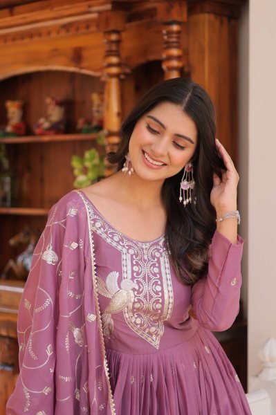 Pearl Pink Anarkali gown with Heavy  Embroidery Work Dupatta  Anarkali Kurtis 