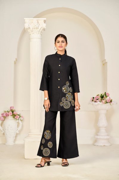 Perfect Black Rayon Slub Heavy Embroidered tunic set Daily Fashion wears at Manufacturer Rate Tunics kurti