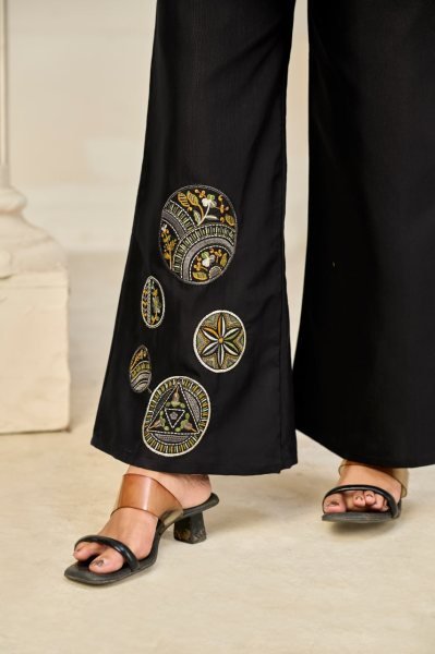 Perfect Black Rayon Slub Heavy Embroidered tunic set Daily Fashion wears at Manufacturer Rate Tunics kurti