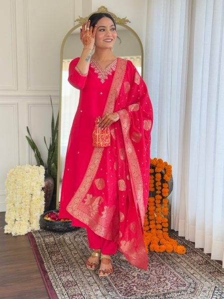 Perfect Blend of Style and Comfort Rani Pink 3-Piece Kurti Set With Dupatta For Women  3 Piece Kurti Set