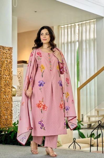 Pink Chanderi Butti Printed Kurta Set with Muslin Dupatta for Women Printed Kurtis