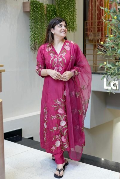 Pink Embroidered Chanderi Silk Kurta Set with Palazzo and Dupatta Ready to Wear 3 Piece Kurti Set