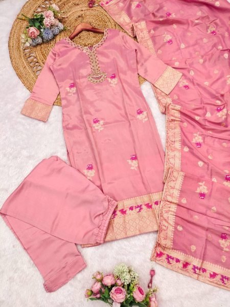 Pink Shimmer Jacquard Embroidery Kurta Set with Dupatta for Festival Offer 3 Piece Kurti Set