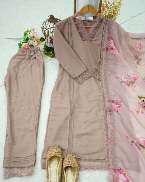 Pink Soft Muslin Silk Kurti Palazzo & Dupatta Set 3 Piece Kurti Set