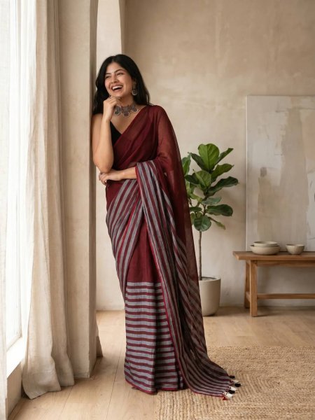 Plush Brown Linen Cotton Digital Print Saree with Unstitched Matching Blouse Linen Sarees Wholesale
