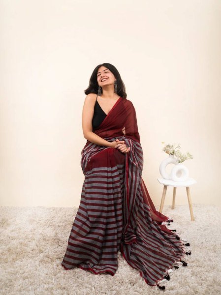 Plush Brown Linen Cotton Digital Print Saree with Unstitched Matching Blouse Linen Sarees Wholesale