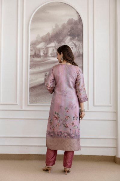 Plush Pearl Pink Viscose Straight Kurti Set With Embroidered At Manufacturer India Embroidery Kurtis 