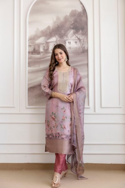 Plush Pearl Pink Viscose Straight Kurti Set With Embroidered At Manufacturer India Embroidery Kurtis 