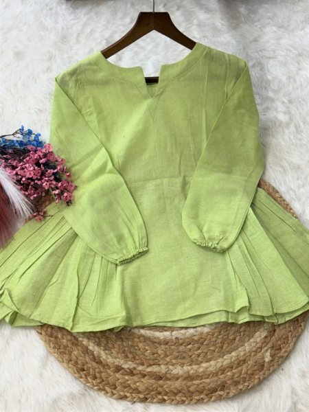 Polished Green Linen Cotton Top Pant Set for Summer Casual Wear Women Tunics kurti