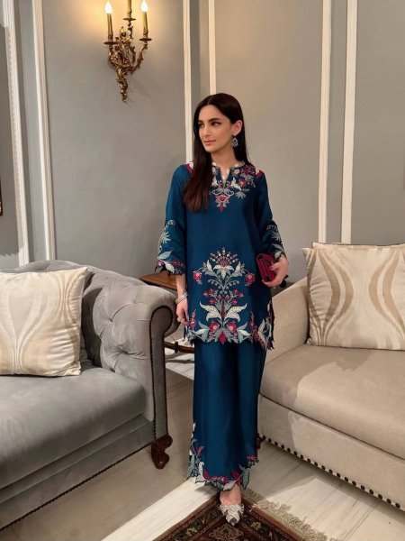 Portable Navy Blue Designer Embroidered Co Ord Set for Party Wear Kurtis