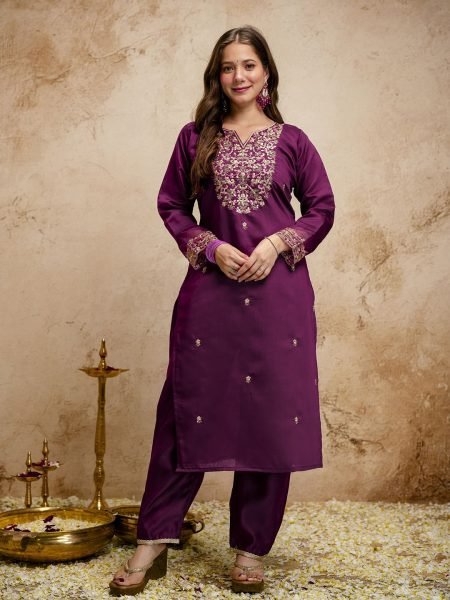 Portable Wine Chanderi Kurti Pant Set with Organza Dupatta for Casual Wear at Bulk Rate  Straight Cut Long Kurtis