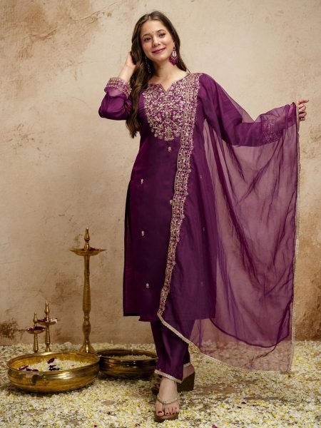 Portable Wine Chanderi Kurti Pant Set with Organza Dupatta for Casual Wear at Bulk Rate  Straight Cut Long Kurtis