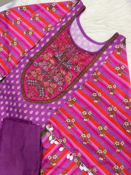Practical Purple Women's Banana Silk Kaftan Lounge Wear Set For Special Occasions  Kaftan 