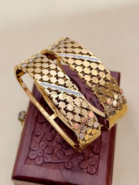 Premium Anti Tarnish Bracelet Combo 2 Piece Daily Wear Set at Wholesale Rate Fashion Accessories Wholesale