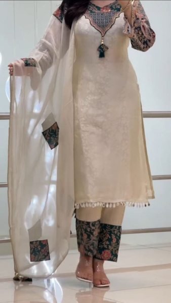 Premium Cream Banarasi Ethnic Set with Handwork Neck and Designer Dupatta For Occasions 3 Piece Kurti Set