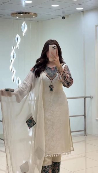 Premium Cream Banarasi Ethnic Set with Handwork Neck and Designer Dupatta For Occasions 3 Piece Kurti Set