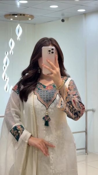 Premium Cream Banarasi Ethnic Set with Handwork Neck and Designer Dupatta For Occasions 3 Piece Kurti Set