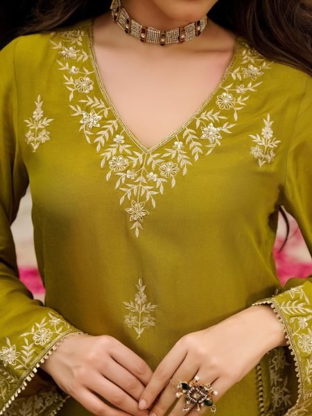 Premium Green Lightweight Chanderi Kurti Set for Office Wear Collection Embroidery Kurtis 