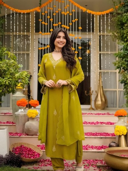 Premium Green Lightweight Chanderi Kurti Set for Office Wear Collection Embroidery Kurtis 